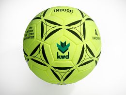 ZAALVOETBAL NR. 4 "NAALDVILT"